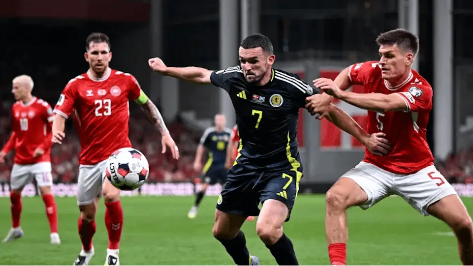 包含欧国联比赛：冰岛逼平希腊，客场保持不败势头的词条